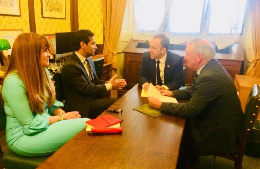 Kelly with Rehman Chishti MP, Medway Council Leader Cllr Alan Jarrett, and the Health Secretary, Matt Hancock MP