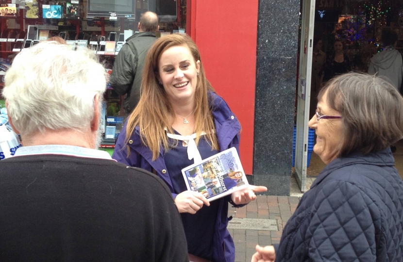 Kelly Tolhurst speaking to voters in Chatham
